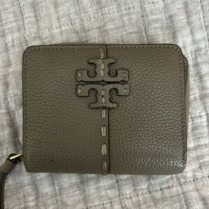 Tory Burch wallet